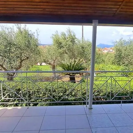 Bay-rachi Villa *